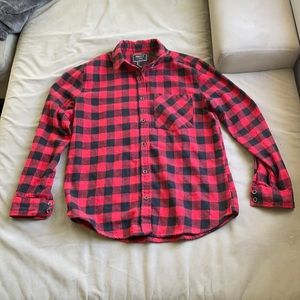 Forever 21 Black and Red Button Up Flannel size S
